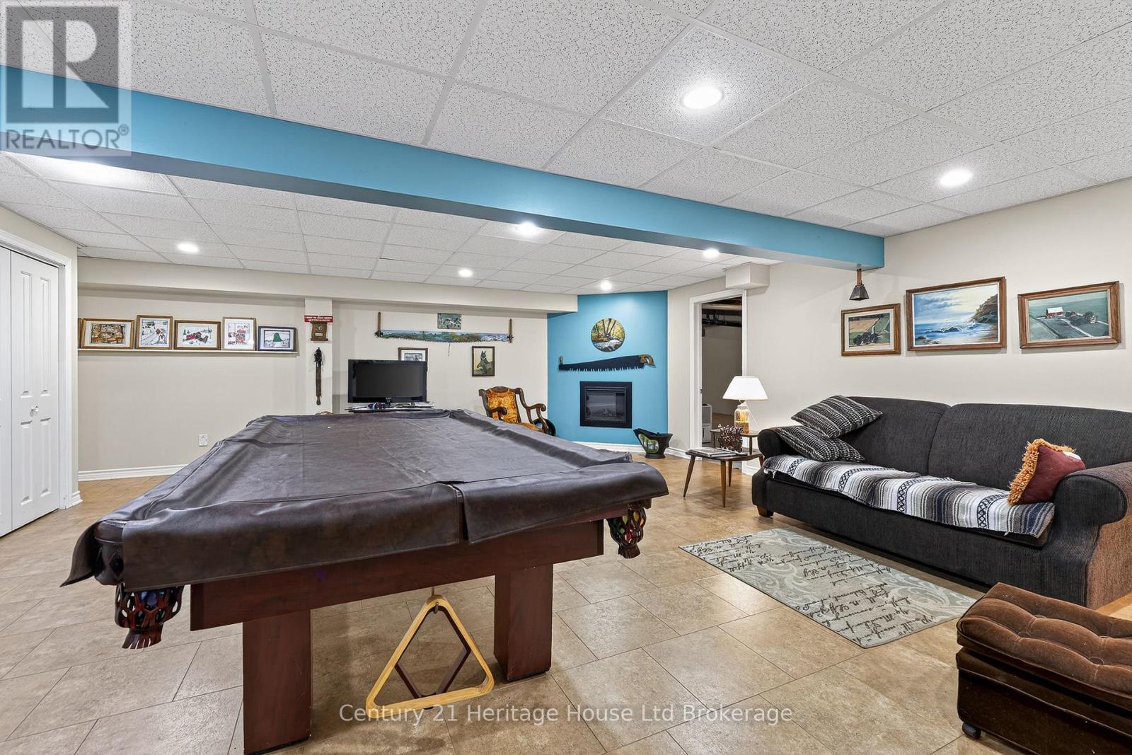 15 HAMPDEN STREET - Image 32