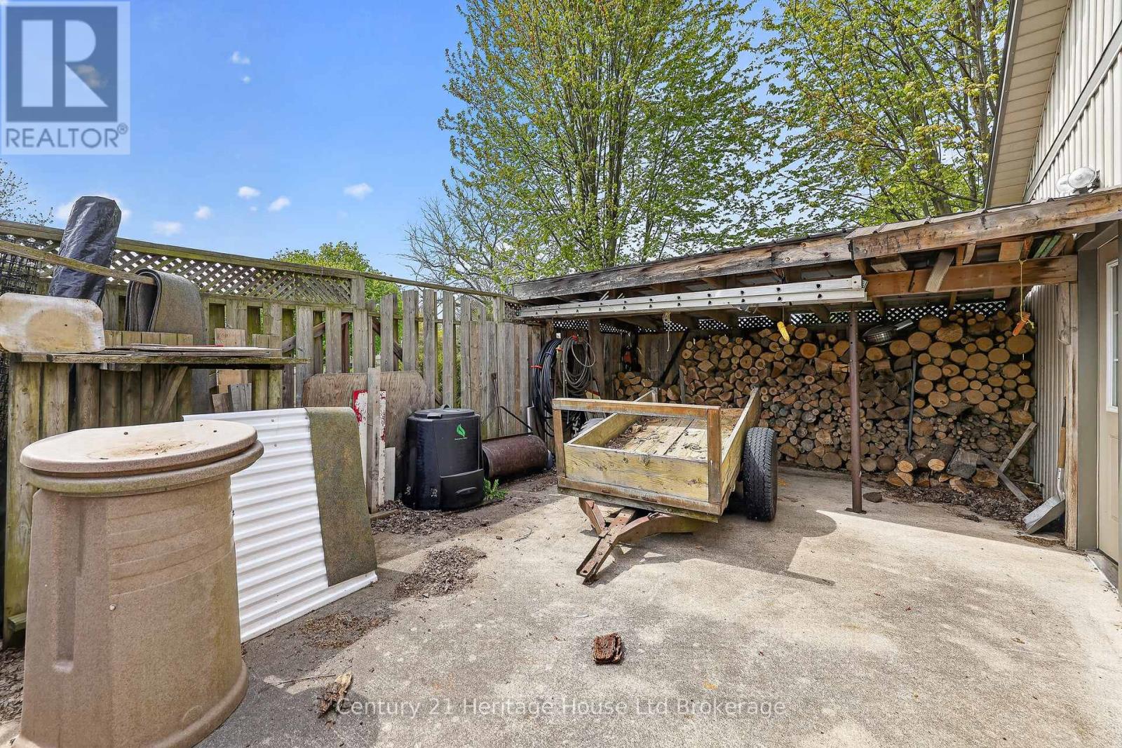 15 HAMPDEN STREET - 50