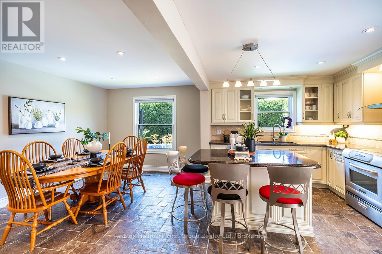 22 LADIES COLLEGE DRIVE - 10