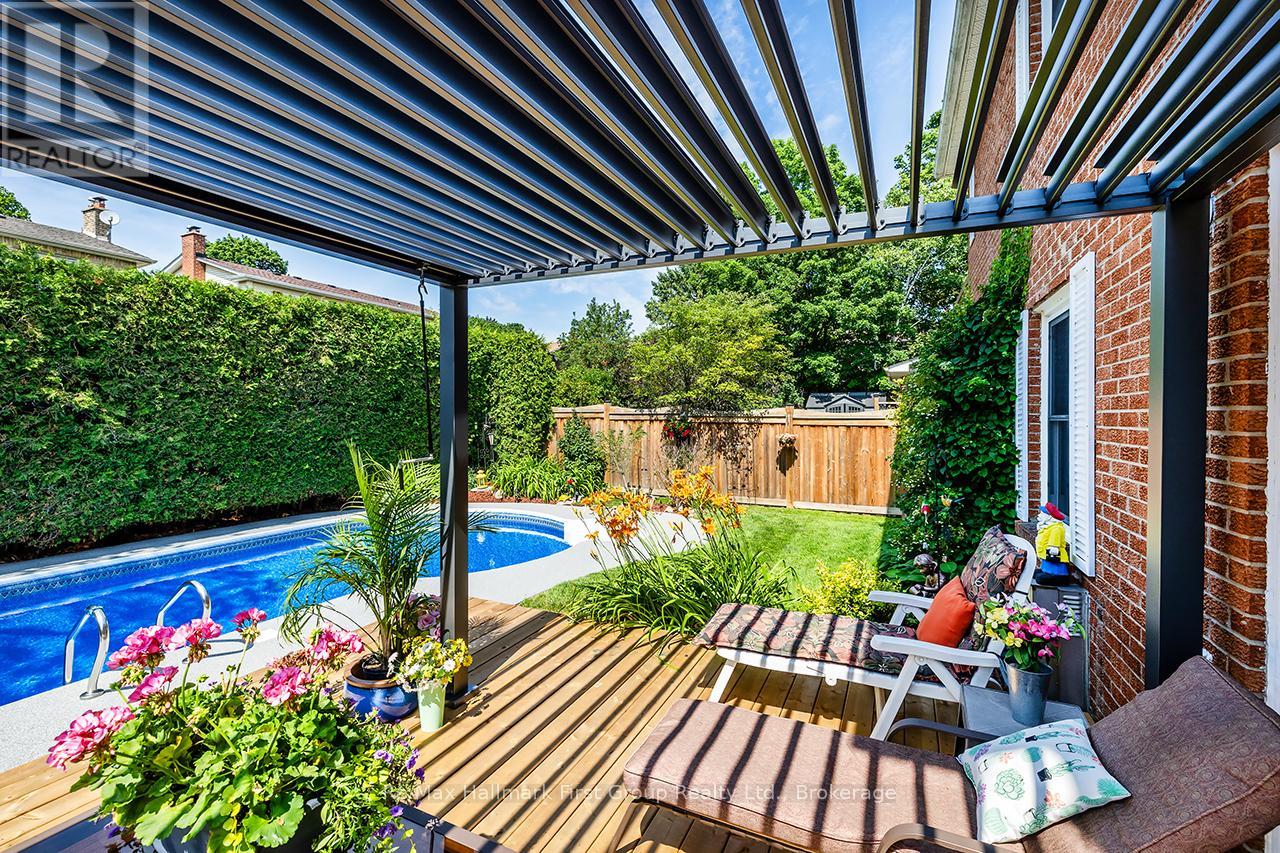 22 LADIES COLLEGE DRIVE - 24