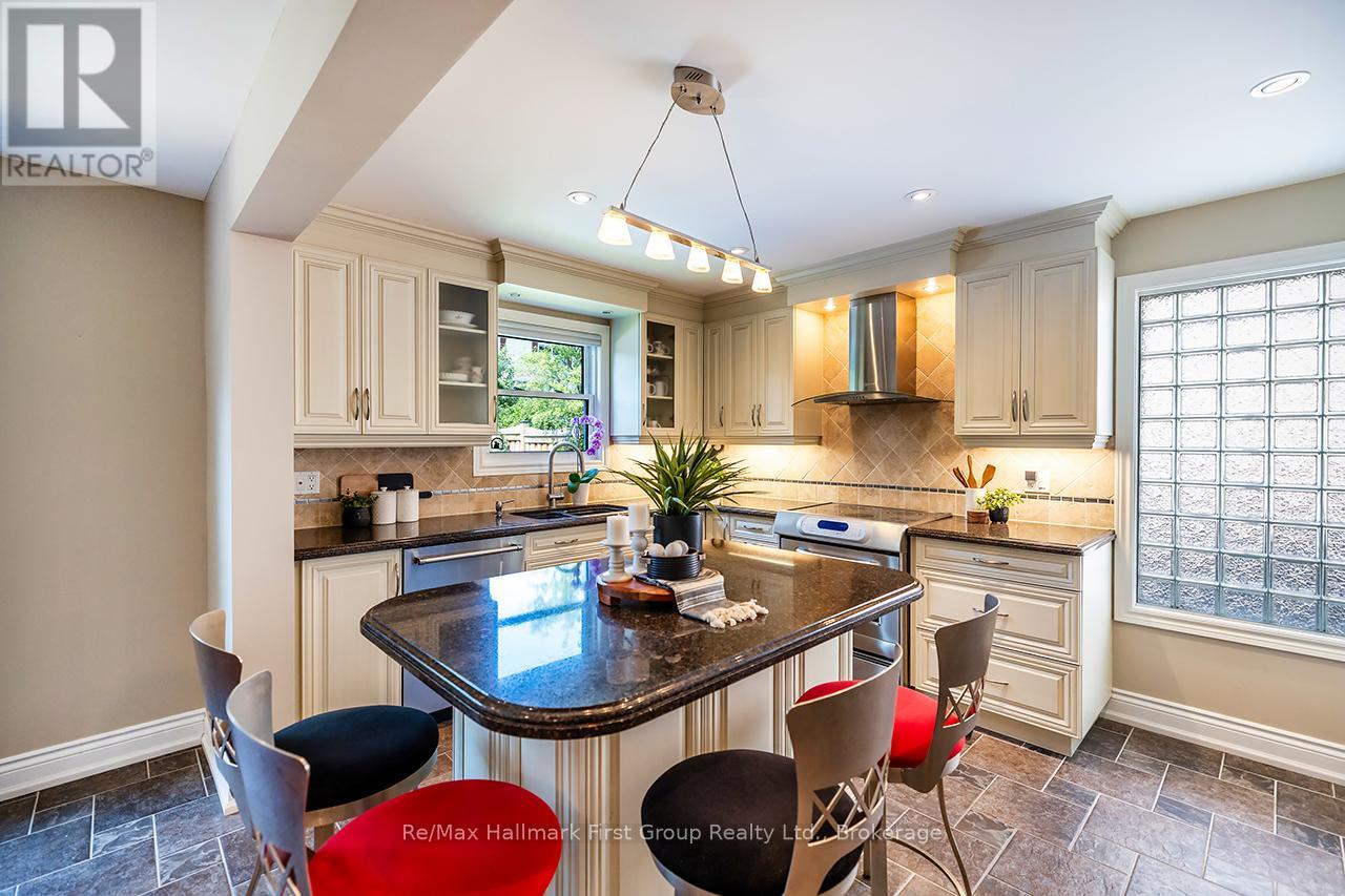 22 LADIES COLLEGE DRIVE - Image 7