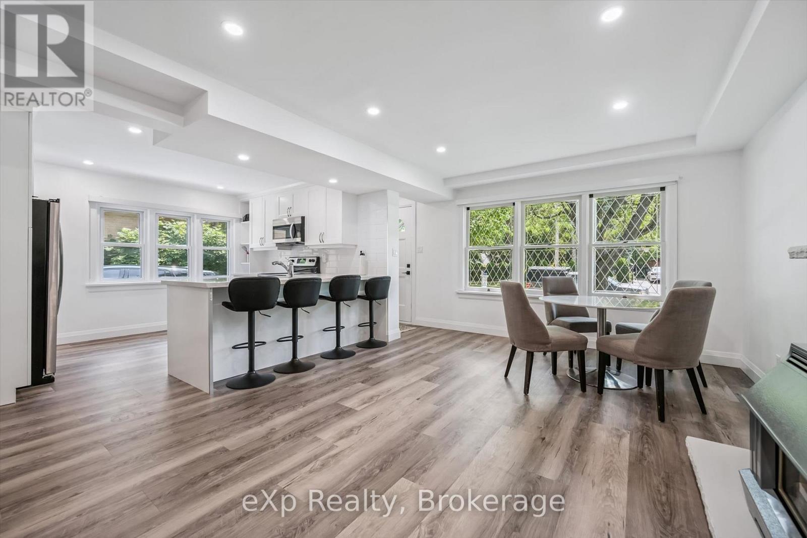 151 HUNGERFORD ROAD - 10