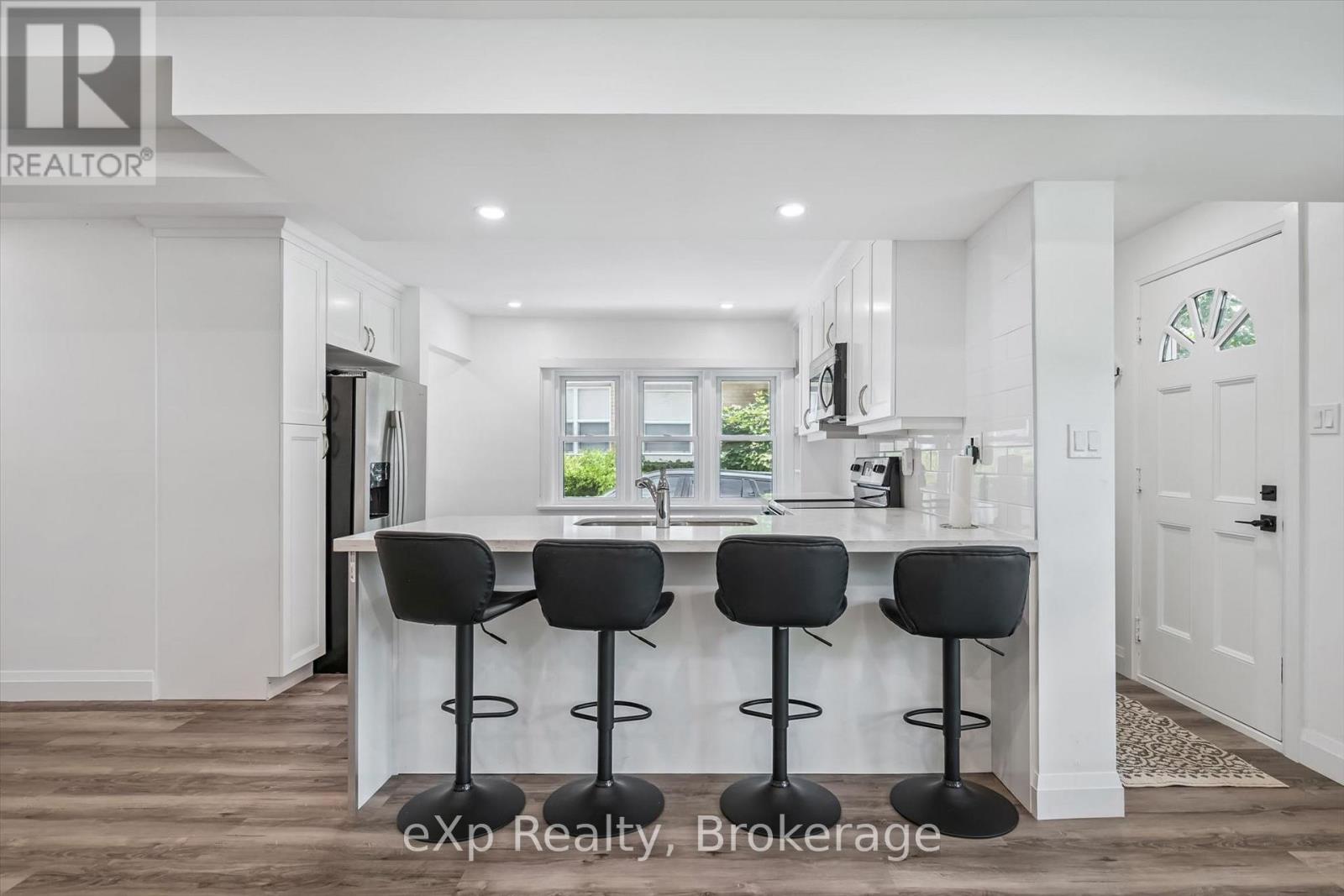 151 HUNGERFORD ROAD - 17