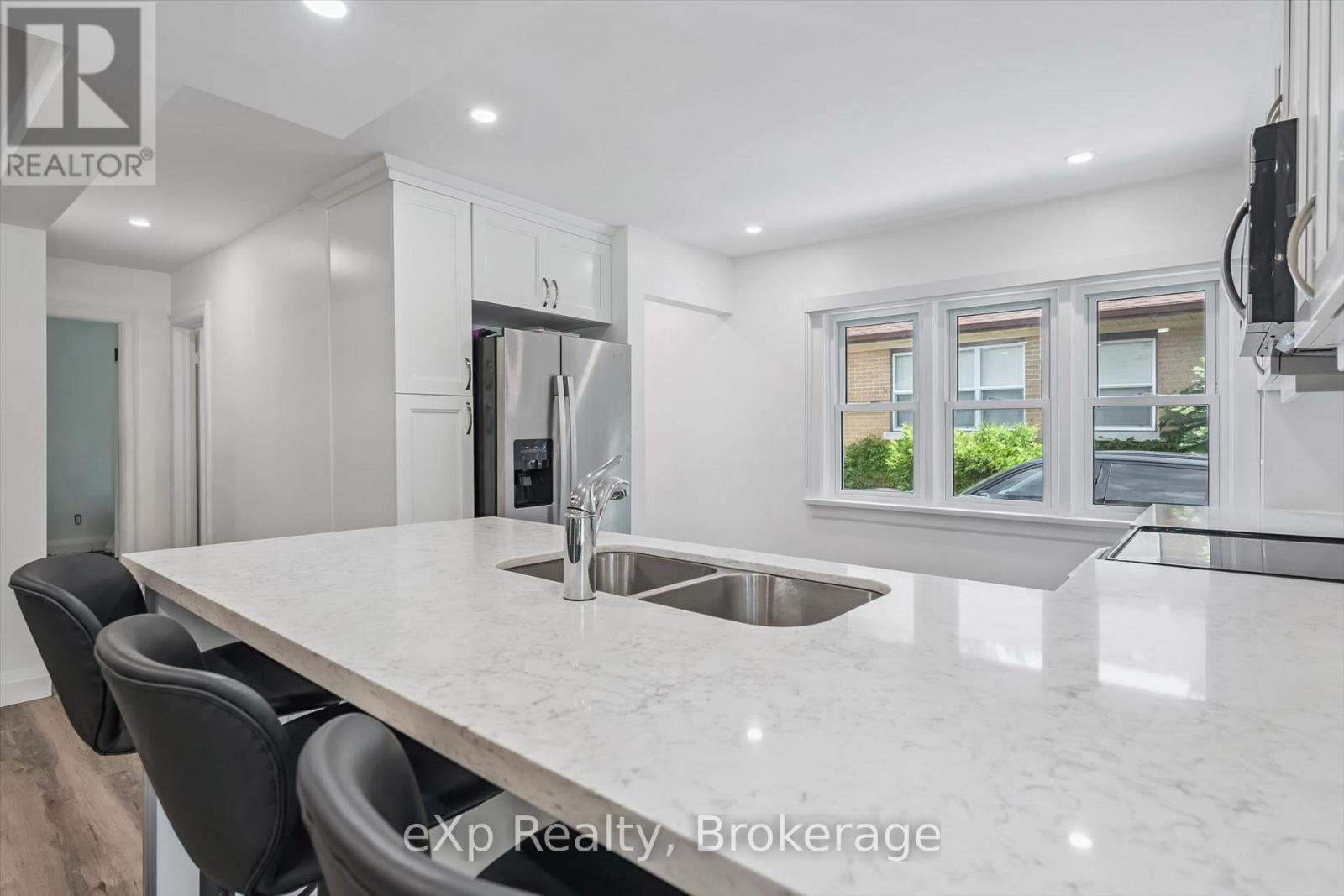 151 HUNGERFORD ROAD - 18