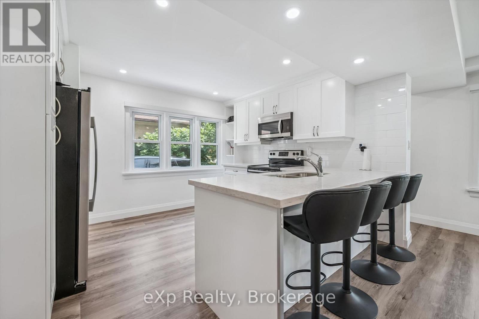 151 HUNGERFORD ROAD - Image 8