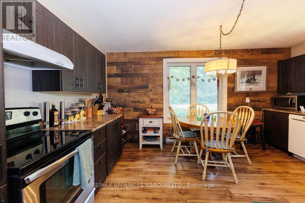 21111 CONCESSION 8 ROAD - 18