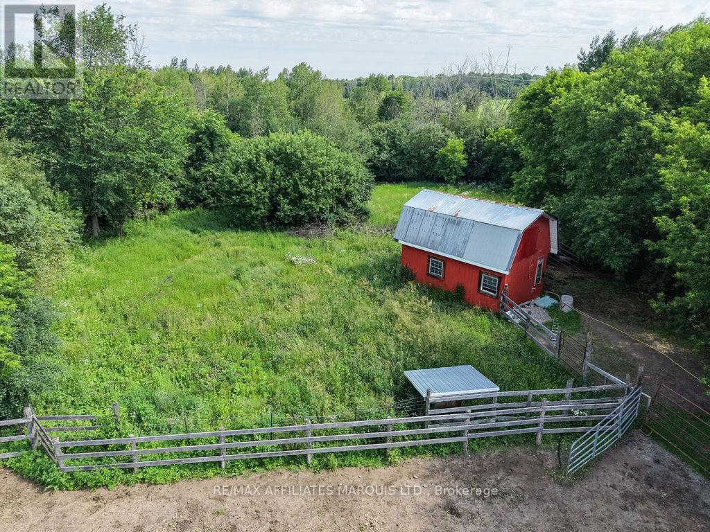 21111 CONCESSION 8 ROAD - 39
