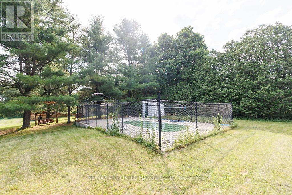 21111 CONCESSION 8 ROAD - 6