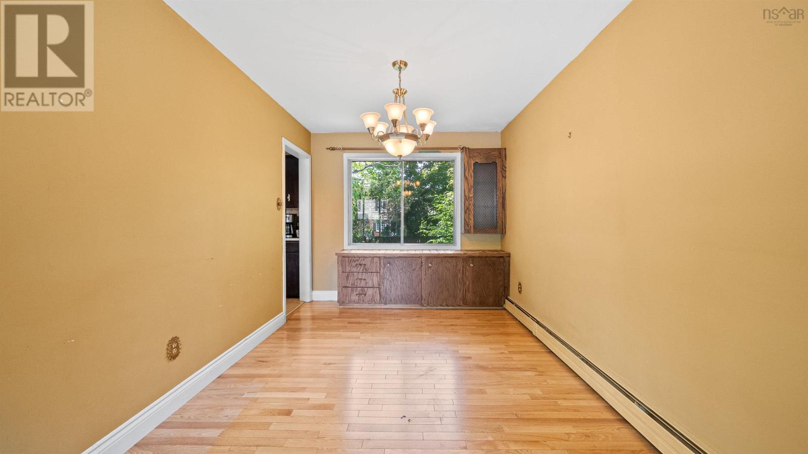 13 Guy Street - 11