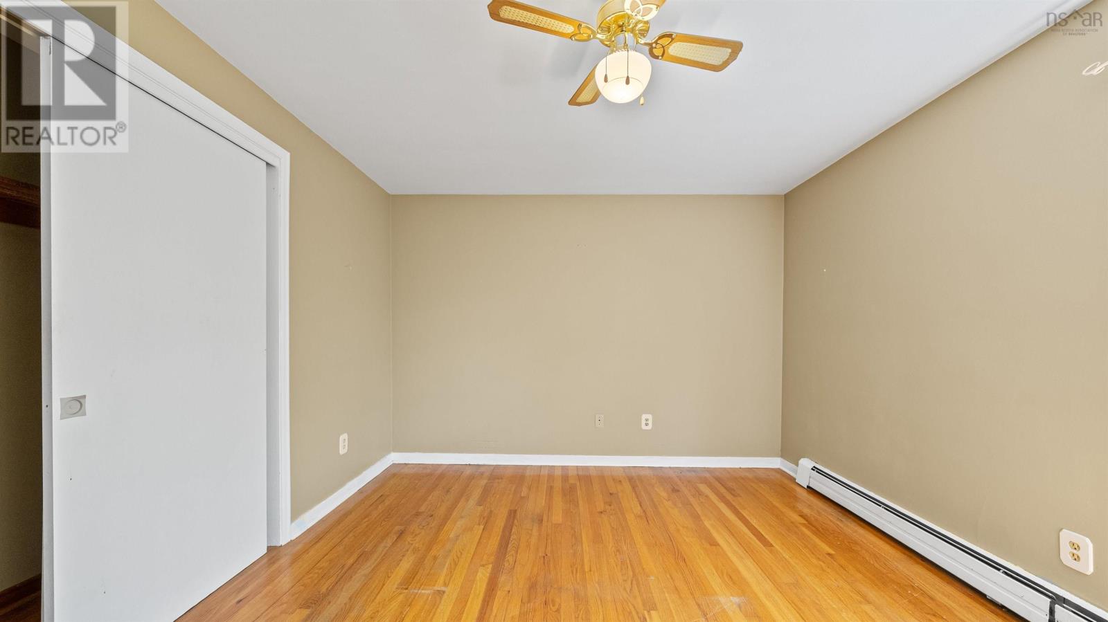 13 Guy Street - 24