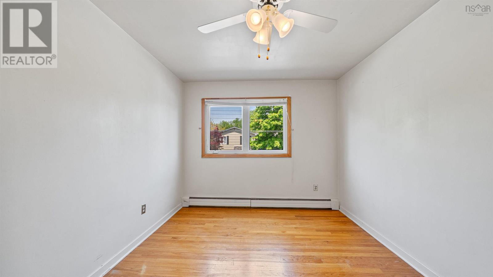 13 Guy Street - 26