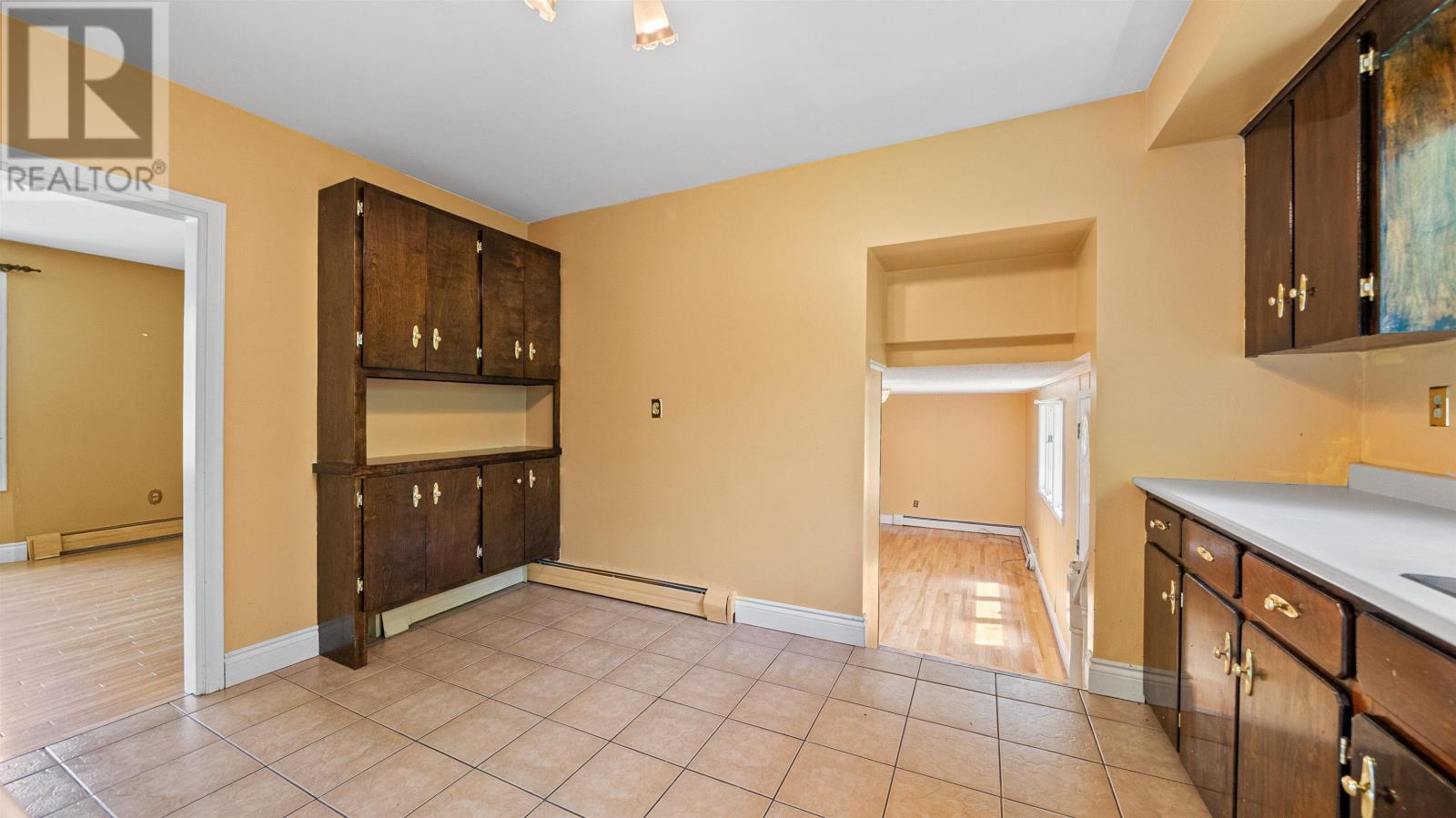 13 Guy Street - 17