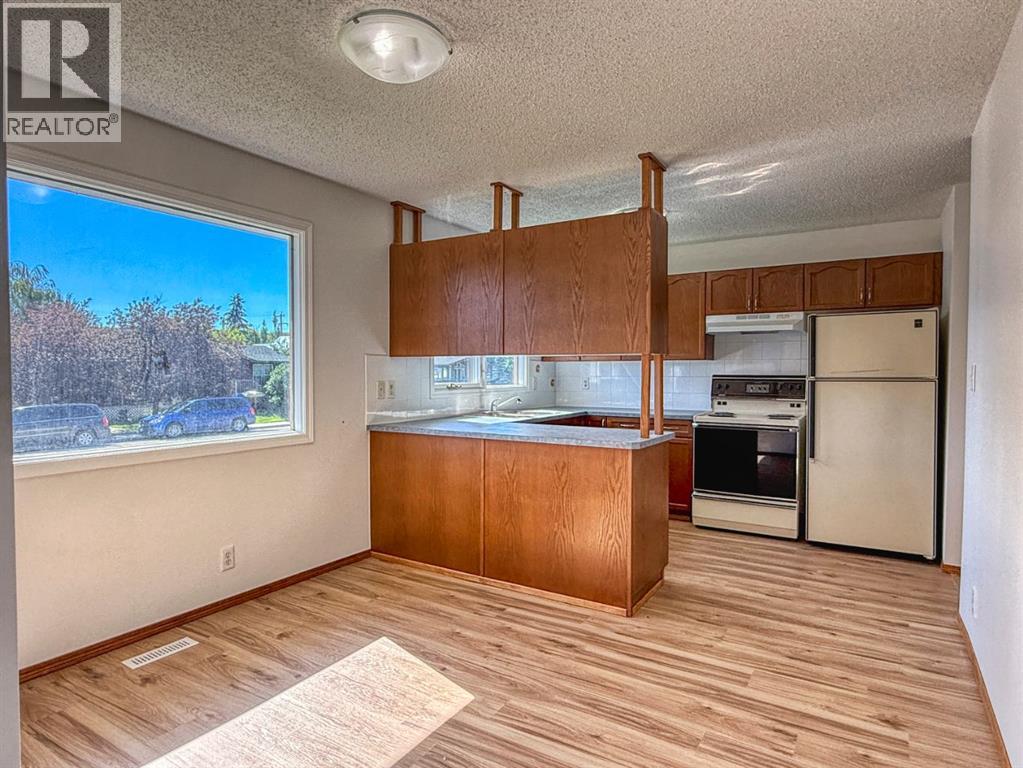 212 Aberdeen Avenue — photo 13