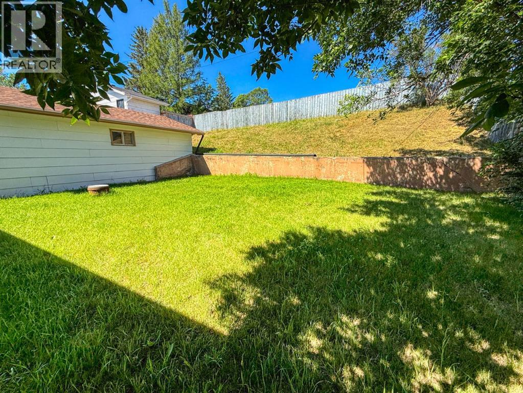 212 Aberdeen Avenue - photo 4