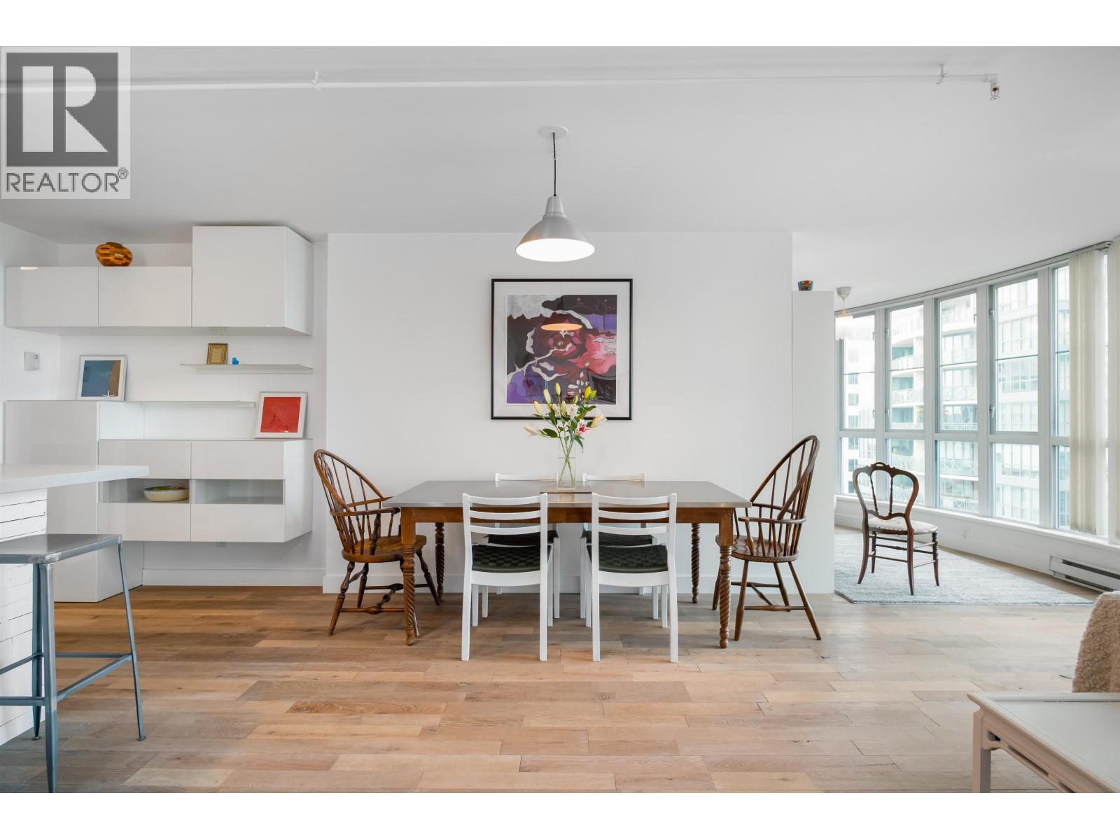 Thumbnail 16