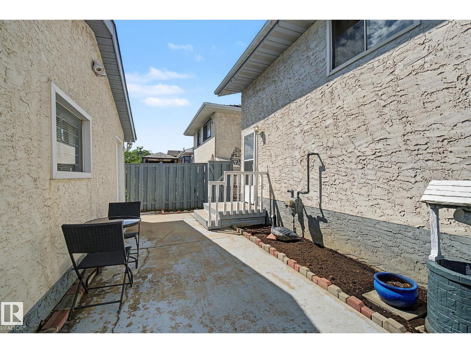 69 DUNLUCE RD NW — photo 59