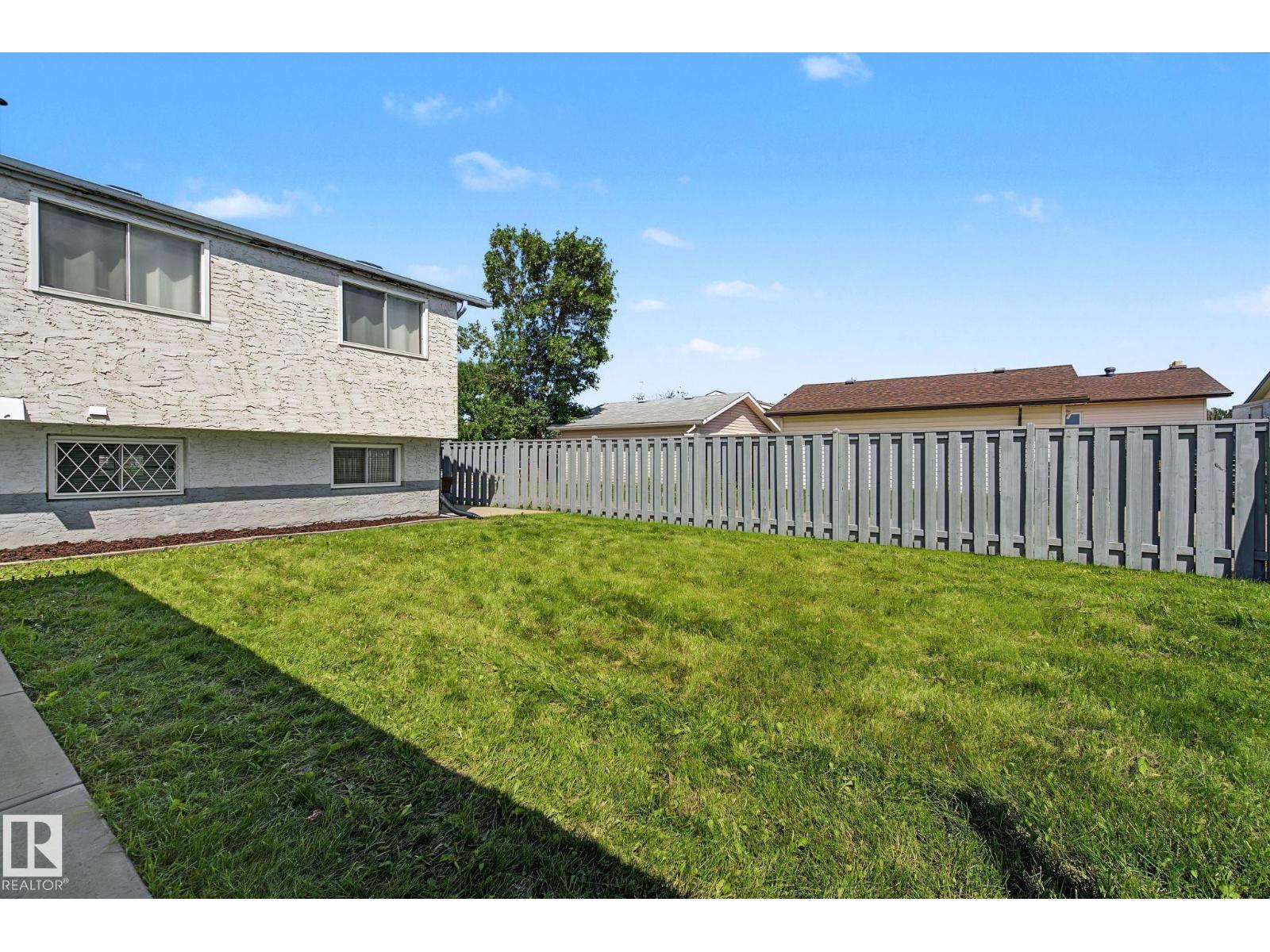 69 DUNLUCE RD NW — photo 55