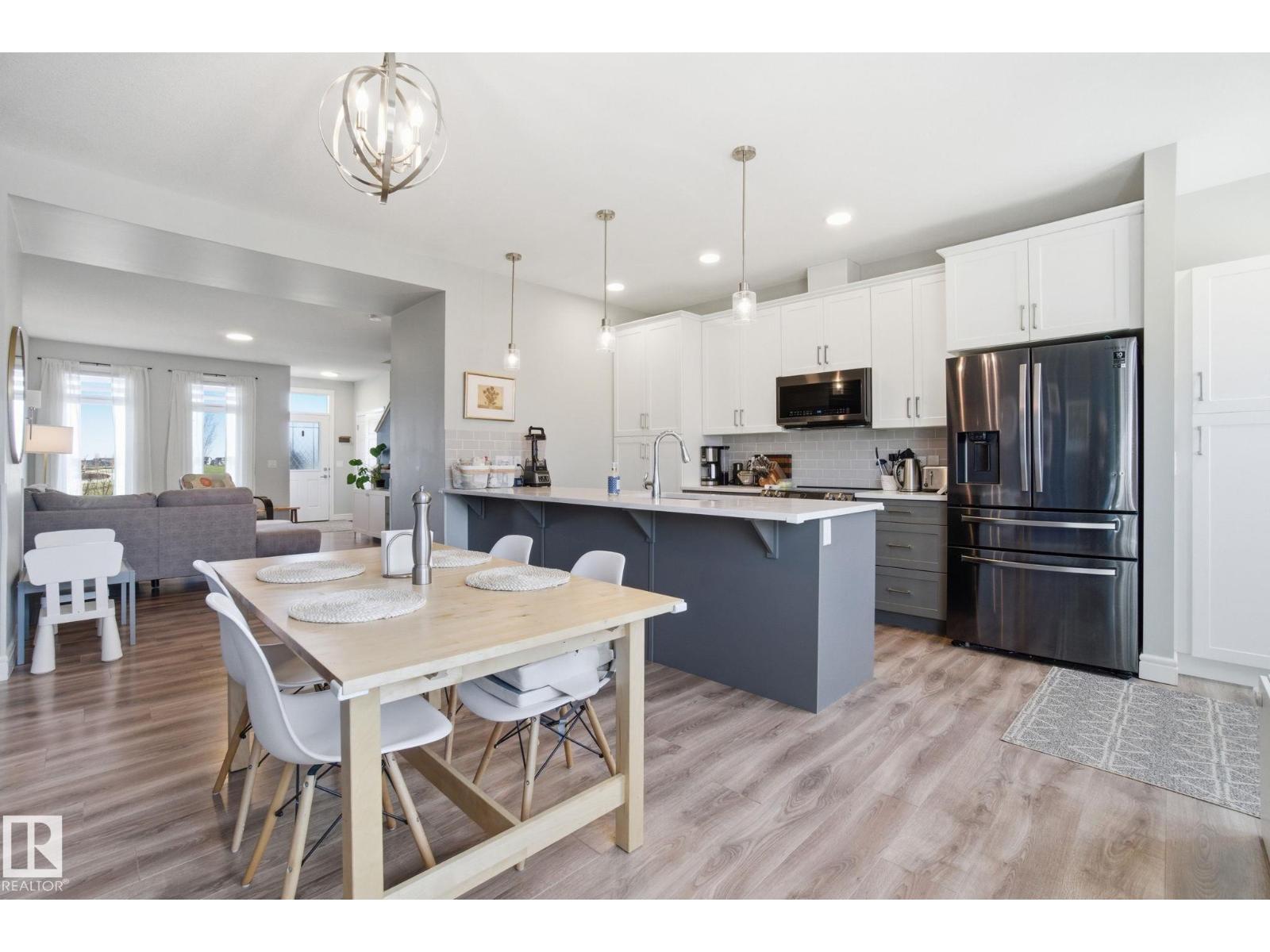 529 GLENRIDDING RAVINE DR SW - 18
