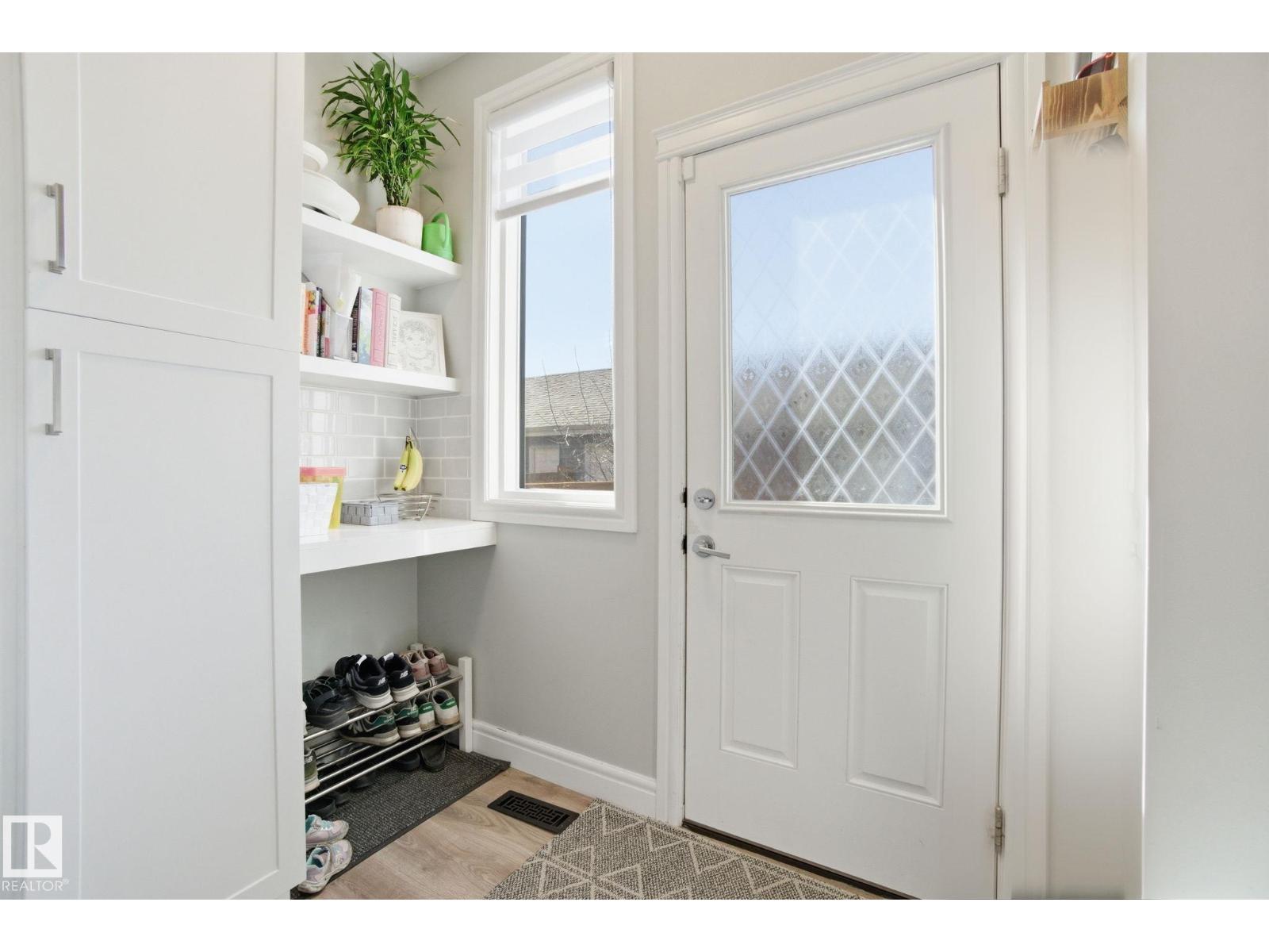 529 GLENRIDDING RAVINE DR SW - 19