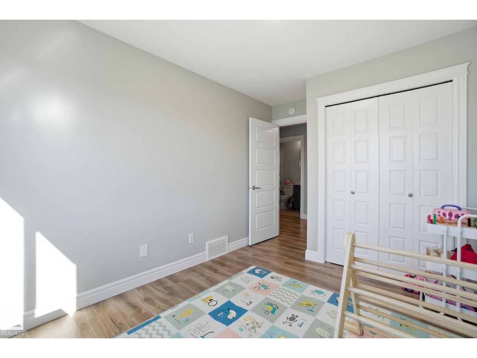 529 GLENRIDDING RAVINE DR SW - 28
