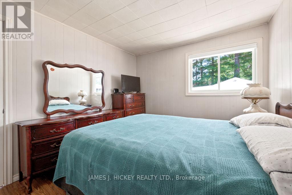 47 WOLFE AVENUE - 16