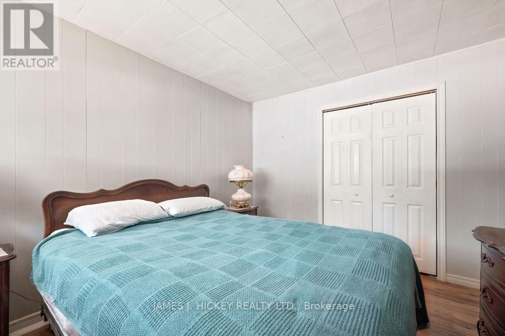 47 WOLFE AVENUE - 17