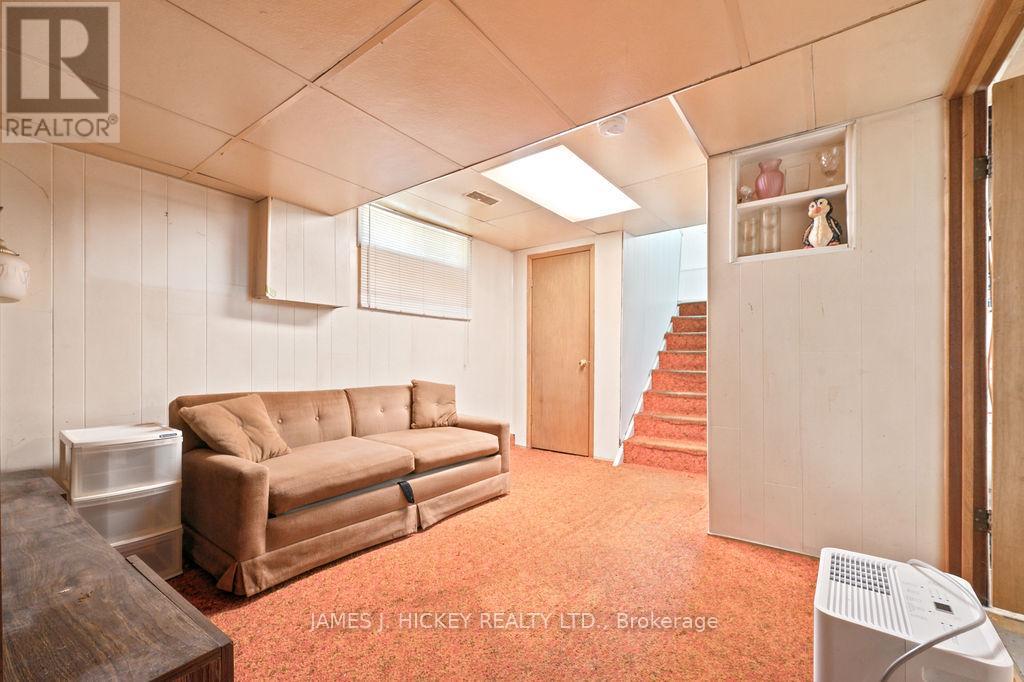47 WOLFE AVENUE - 26