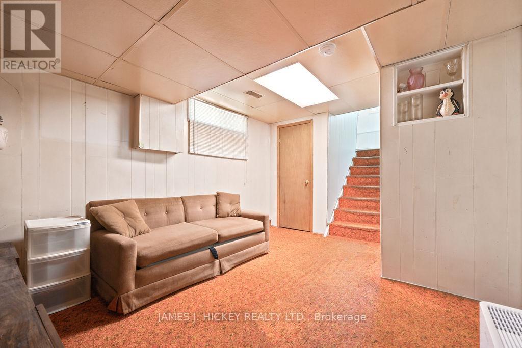 47 WOLFE AVENUE - 27