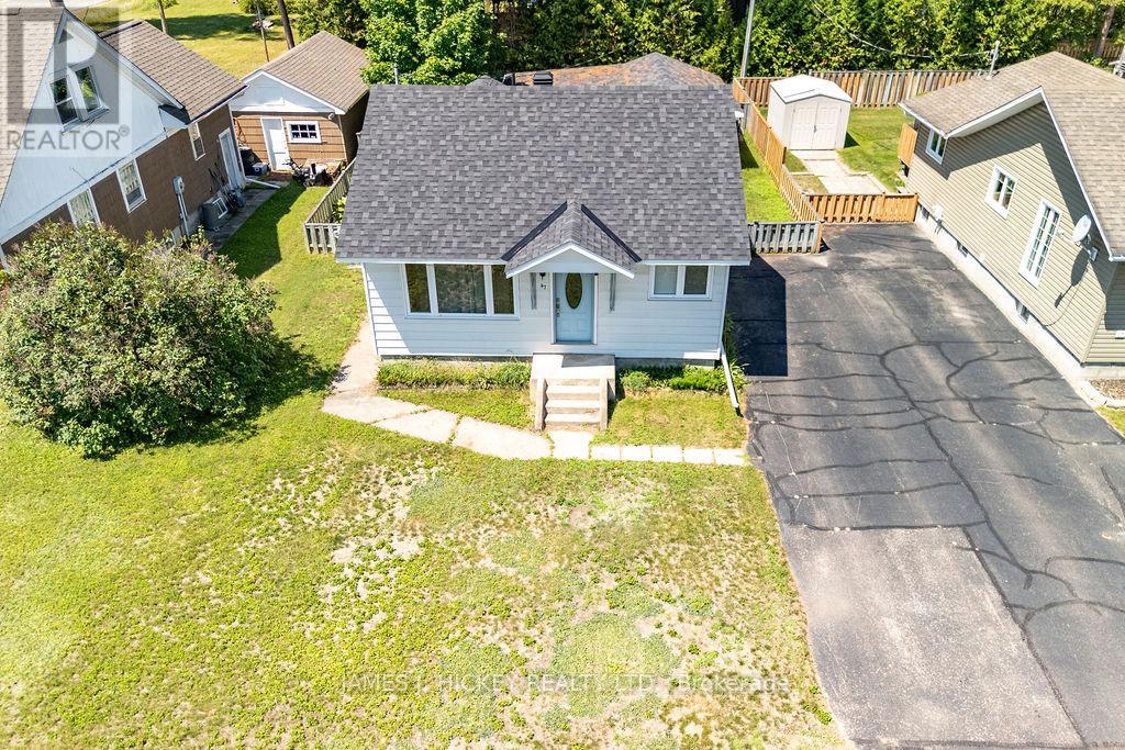 47 WOLFE AVENUE - 31