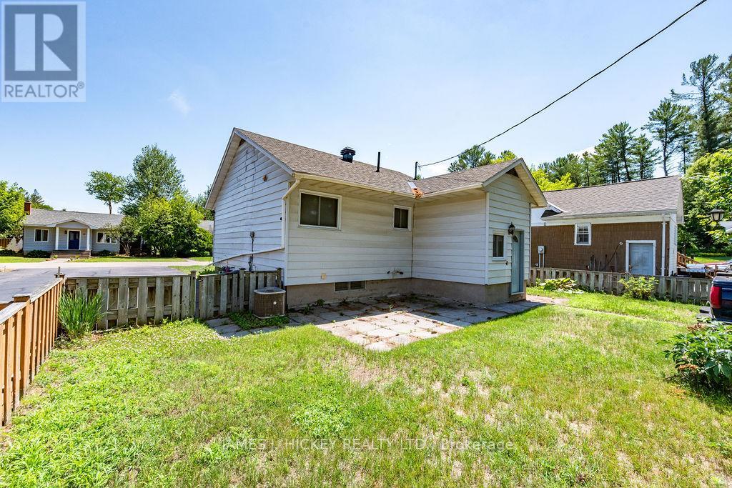 47 WOLFE AVENUE - 37