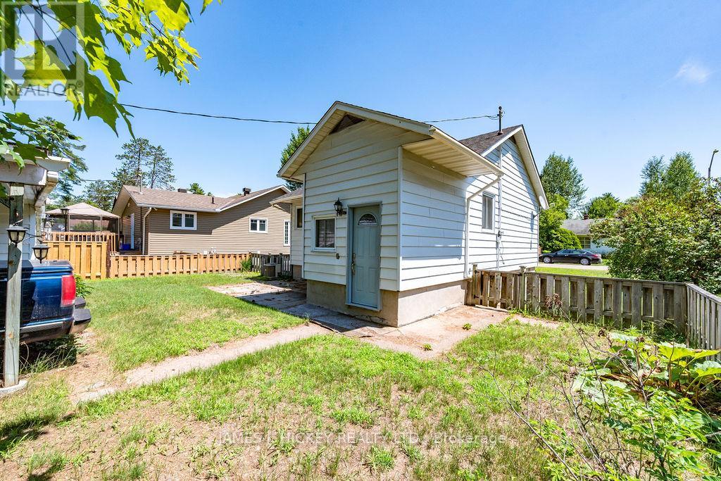 47 WOLFE AVENUE - 38
