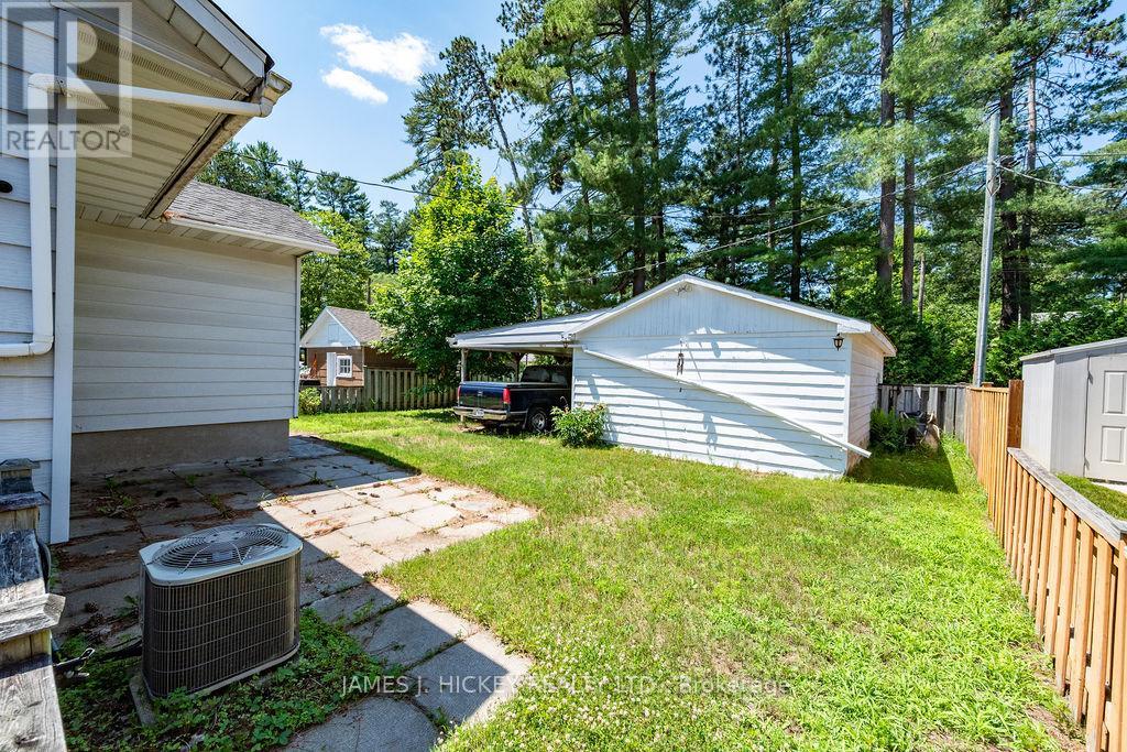47 WOLFE AVENUE - 40
