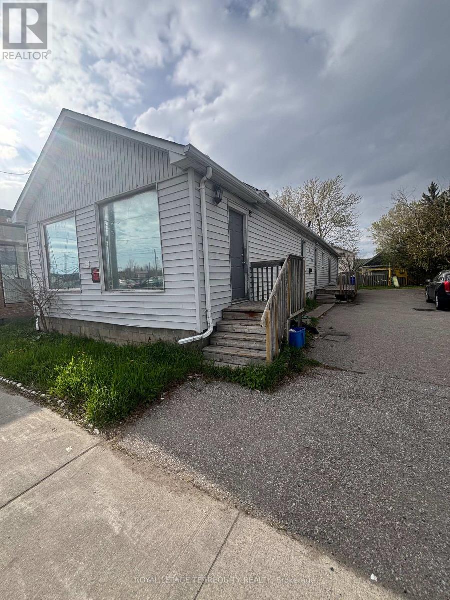 252 BLOOR STREET E - 2