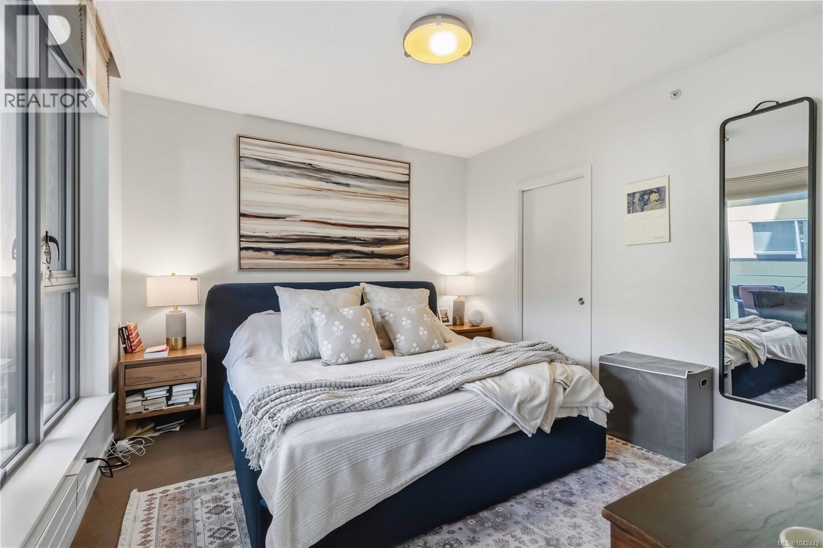#505 608 Broughton St - 22