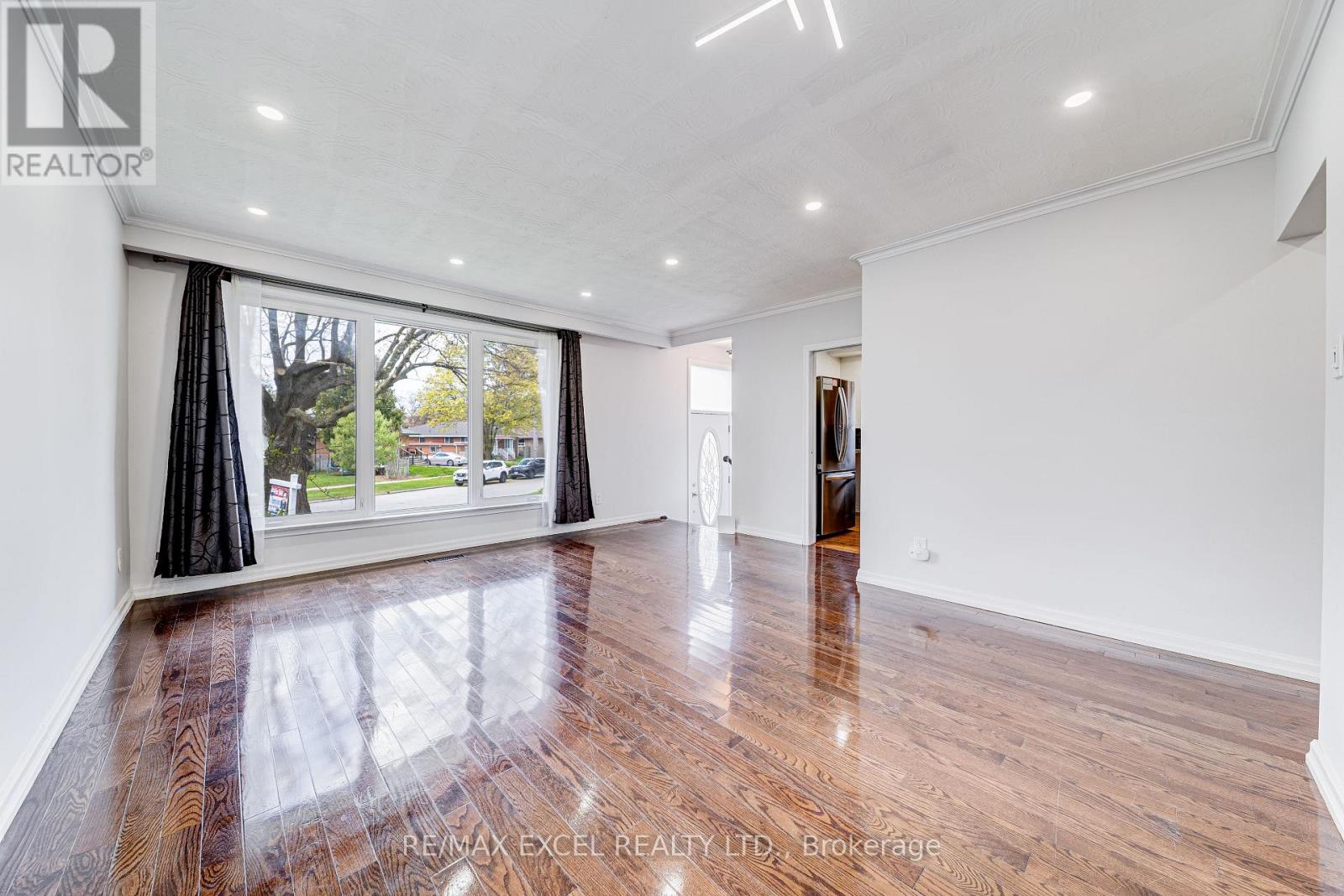 51 TORDALE CRESCENT - 17