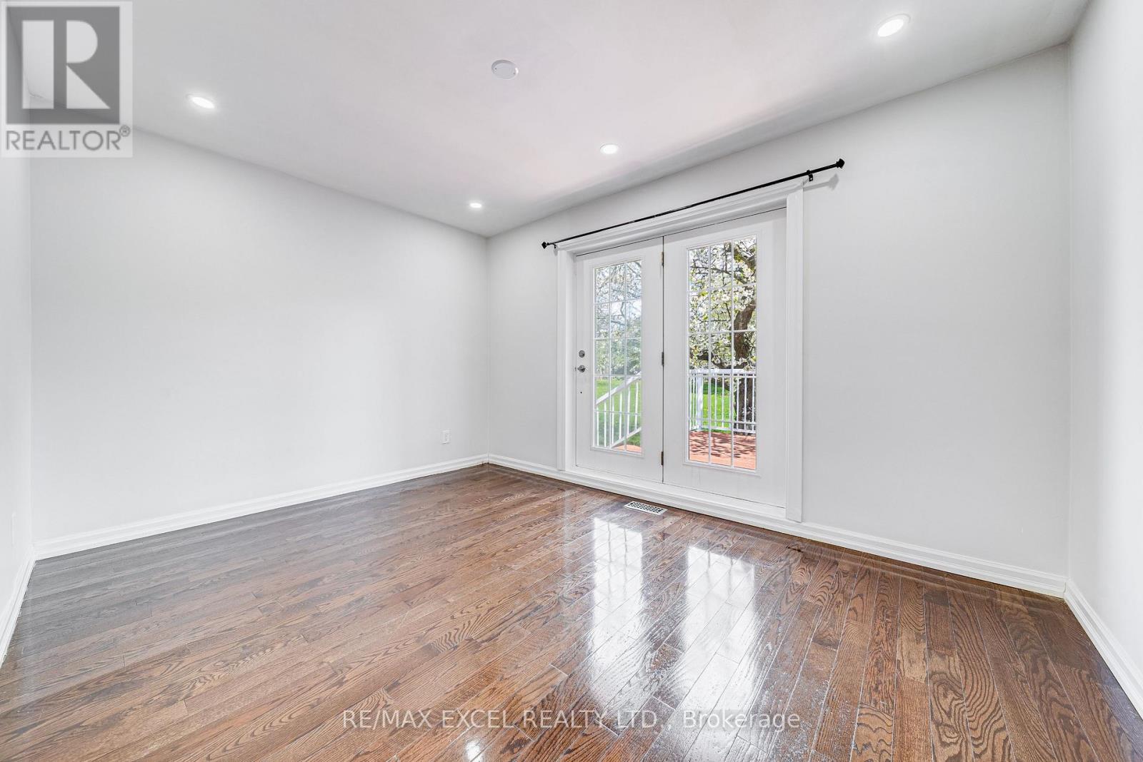 51 TORDALE CRESCENT - 31