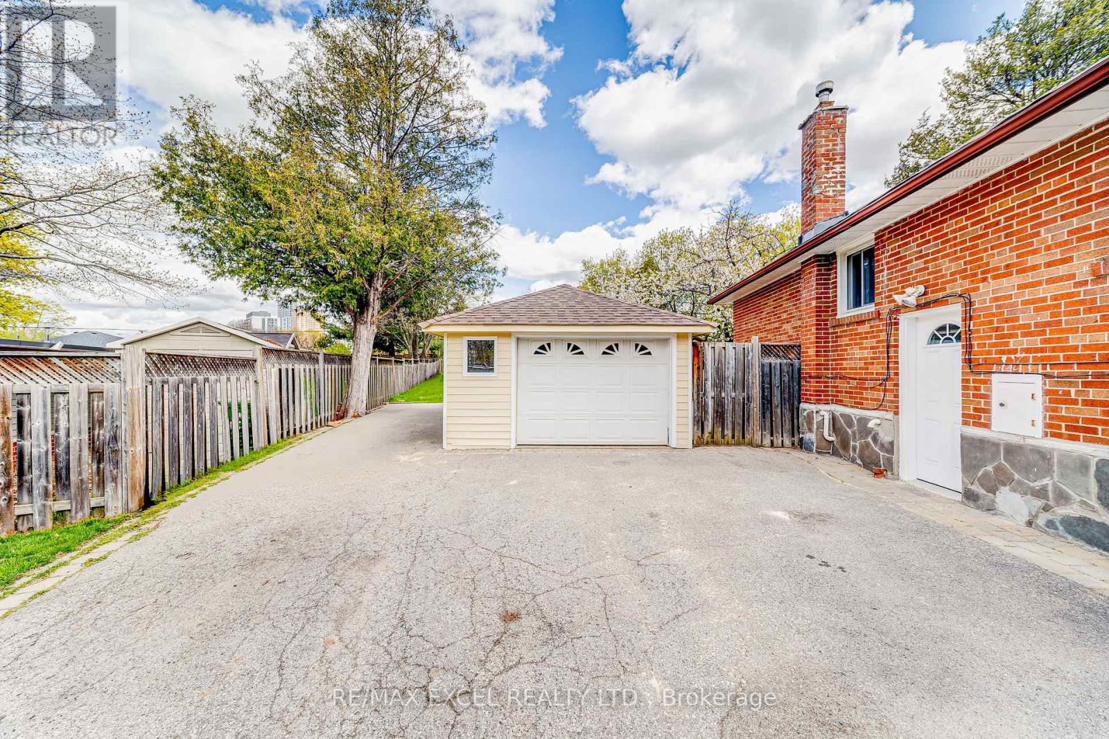51 TORDALE CRESCENT - 9