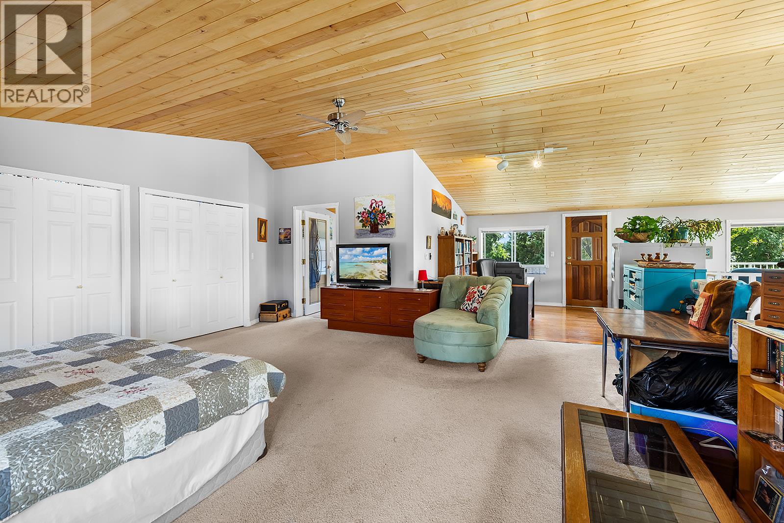 2103 ASH Street, Creston