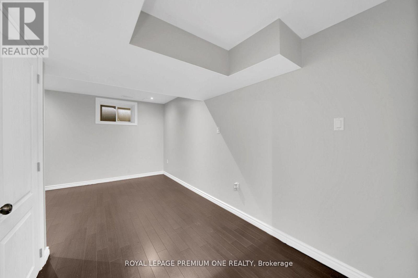 31 STEVENSON STREET - 30