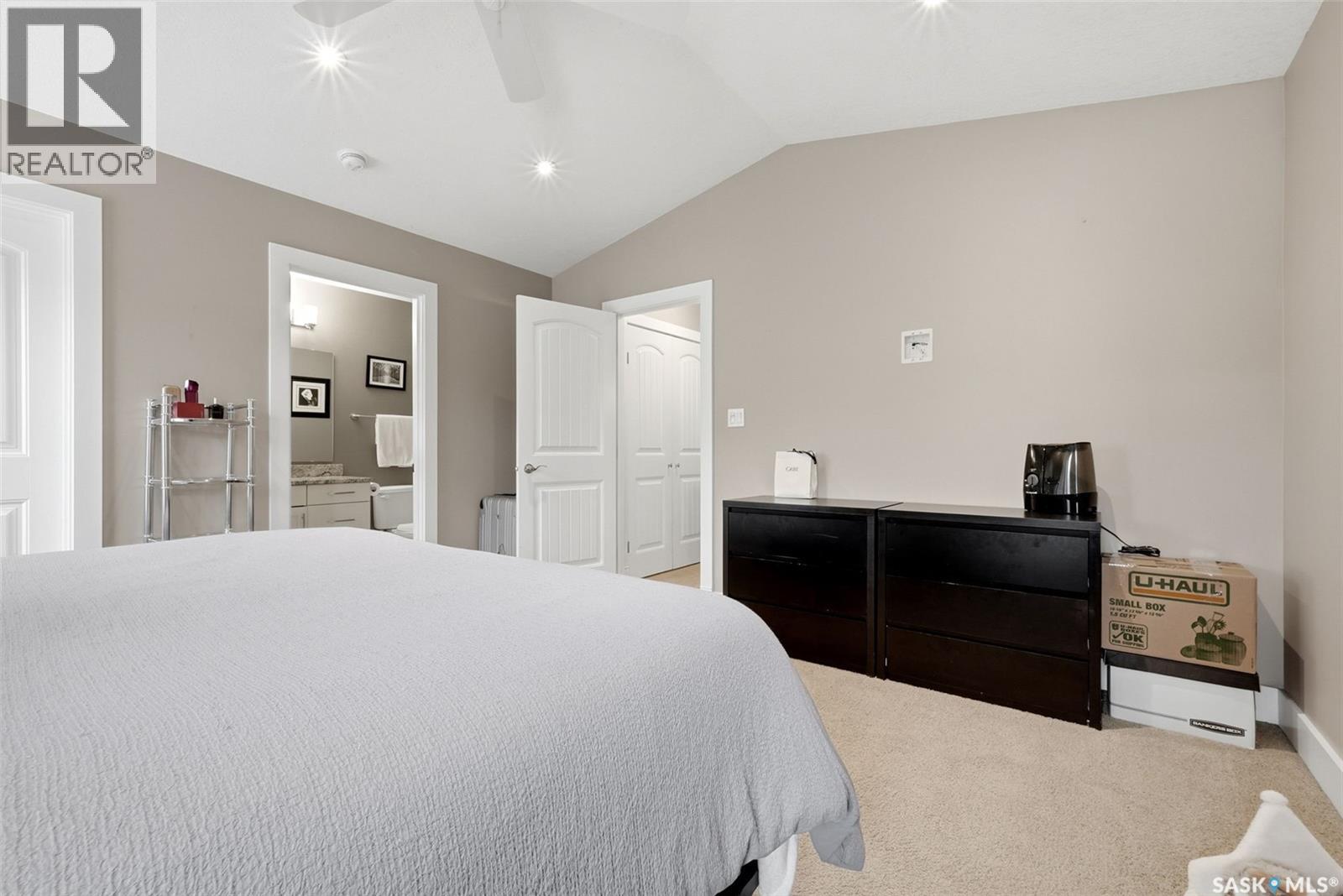 2860 Garnet STREET — photo 15