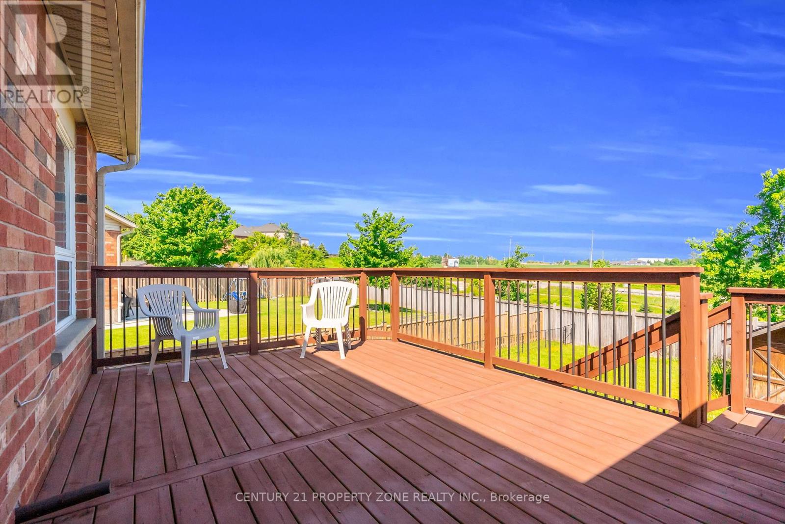 75 BENJAMIN CRESCENT - 42