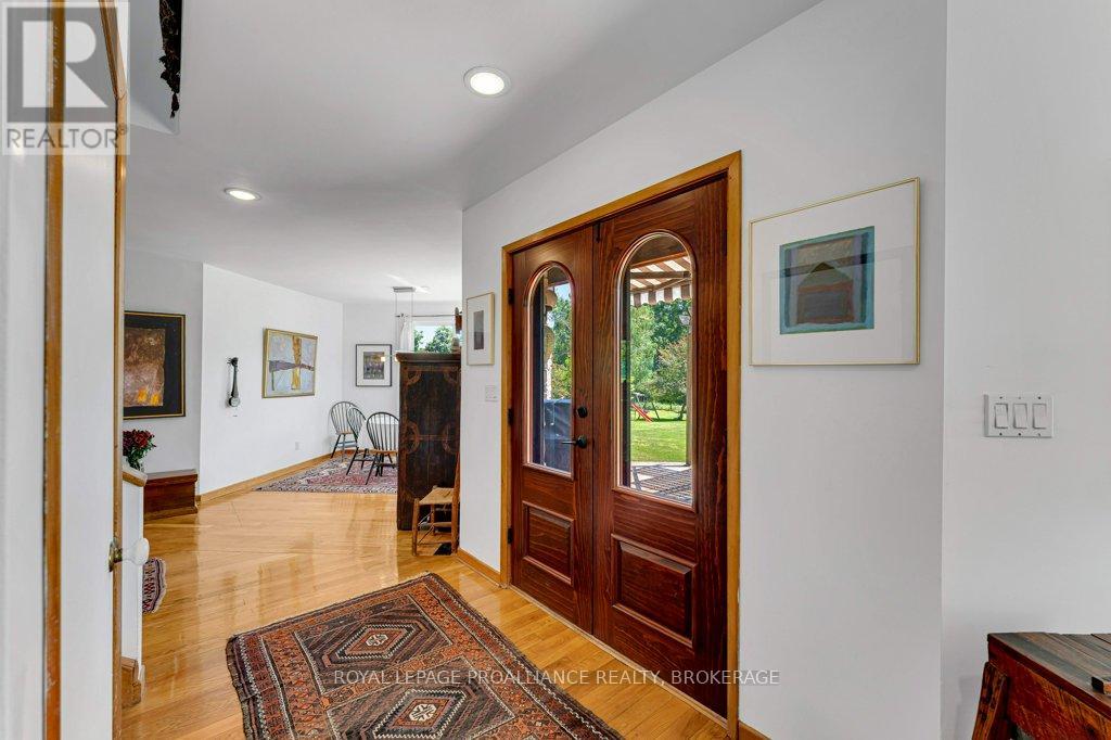 2576 HOWE ISLAND DRIVE - 4