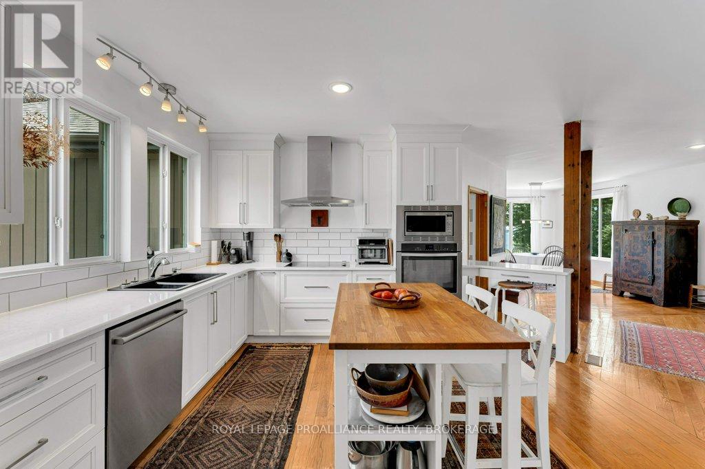 2576 HOWE ISLAND DRIVE - 9
