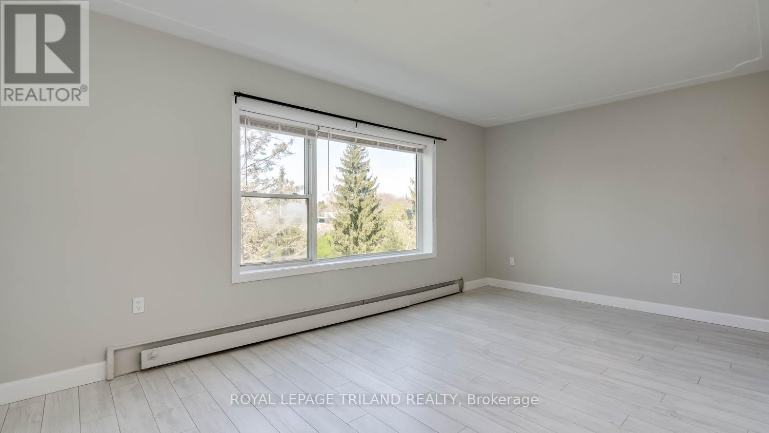 320-324 THOMPSON ROAD - 5