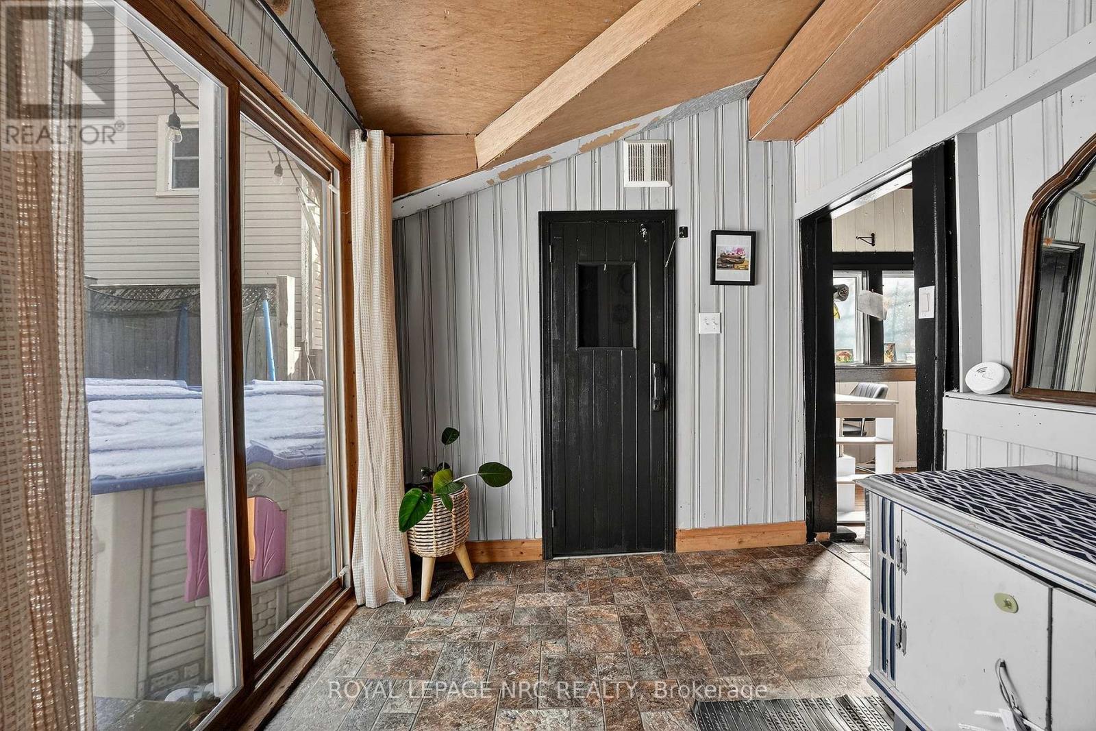 226 DERBY ROAD - 9