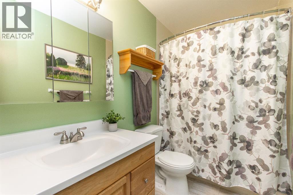 37 Rupert Crescent — photo 12