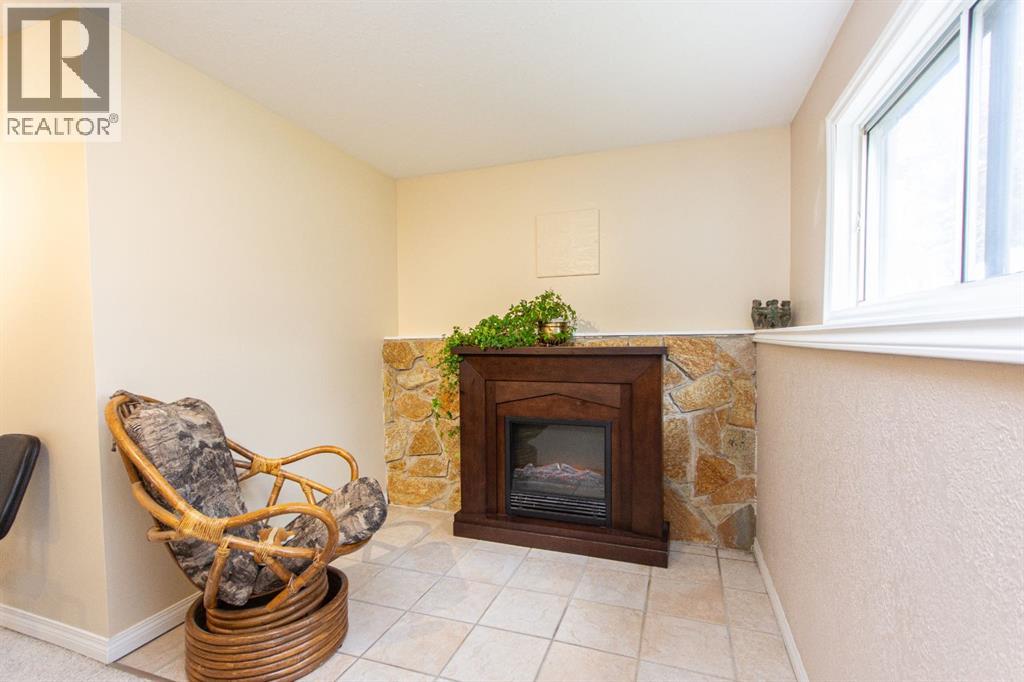 37 Rupert Crescent — photo 16