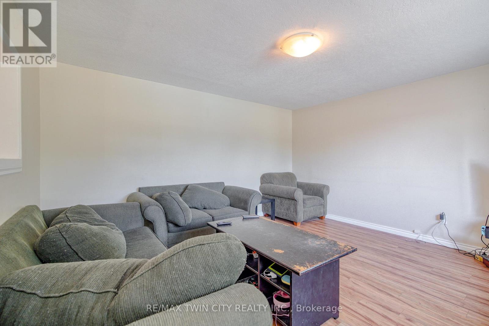 13 BROOKLYNE ROAD - 14