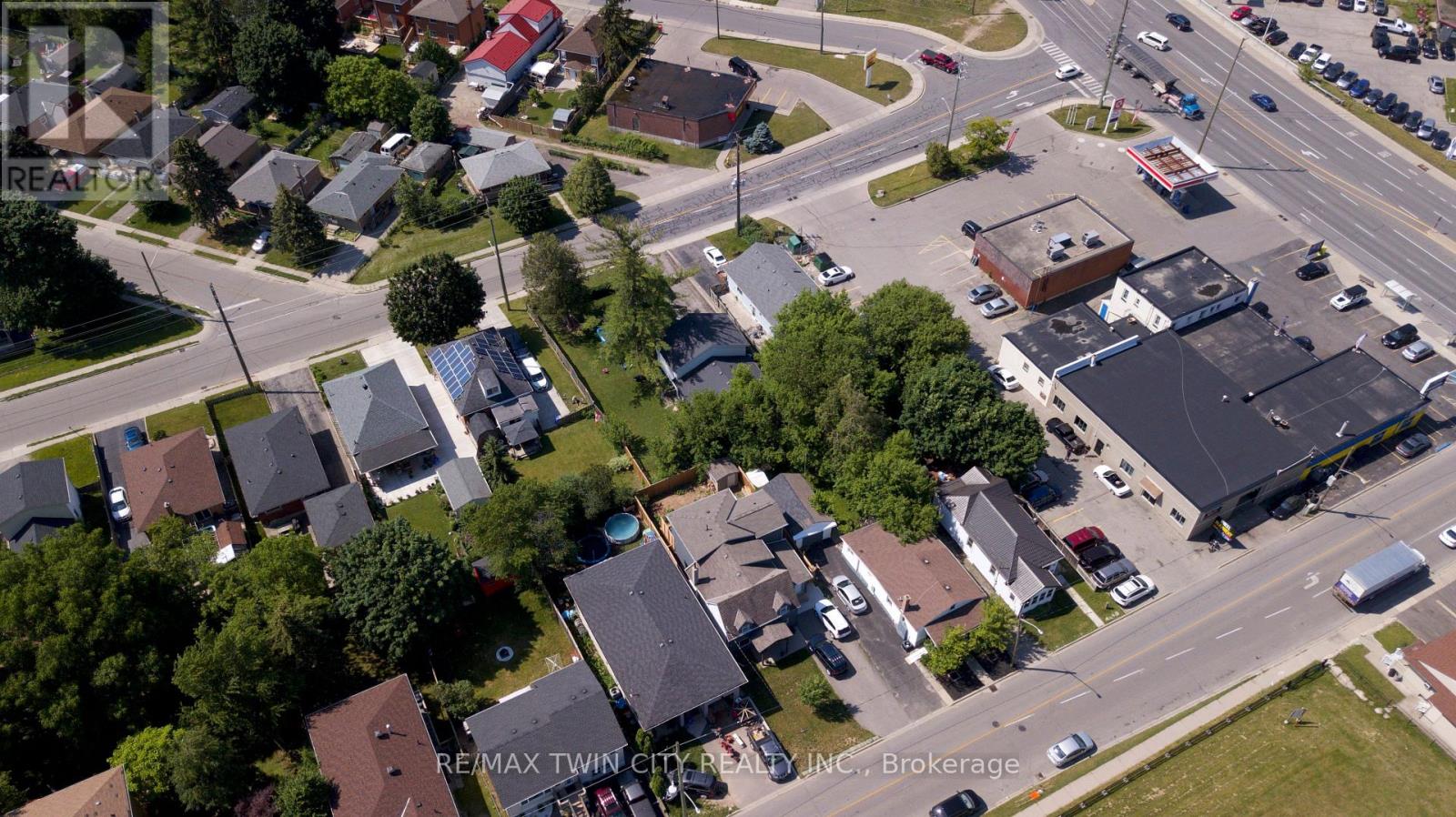 13 BROOKLYNE ROAD - 34