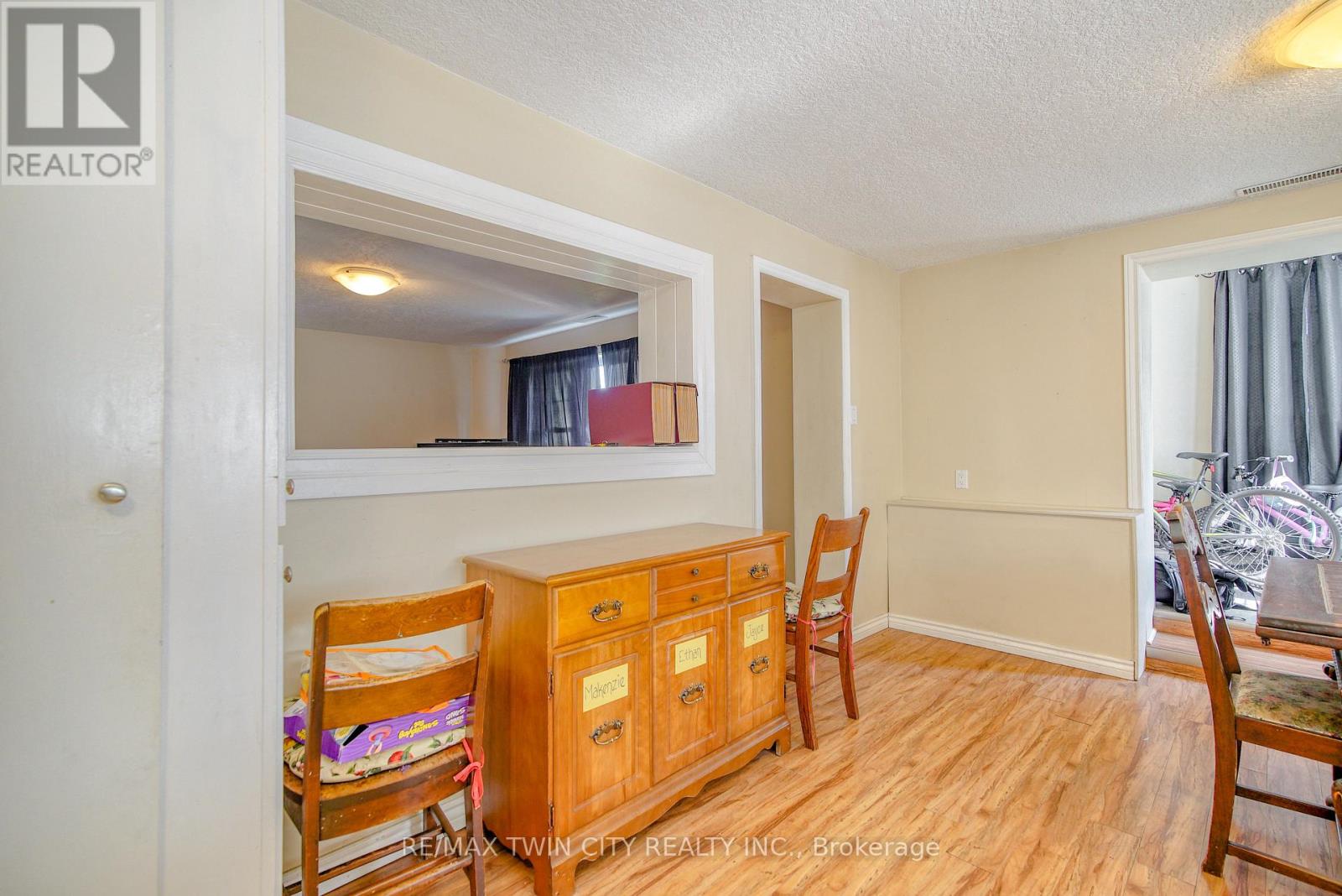 13 BROOKLYNE ROAD - 9